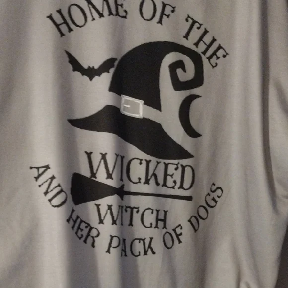 Women's Graphic Halloween Sweatshirt - Picture 3 of 6